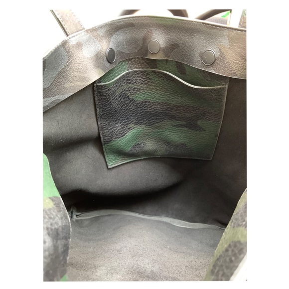 Camouflage Leather Tote Bag - Picture 2 of 5